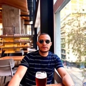 Meet your Posher, Isaac